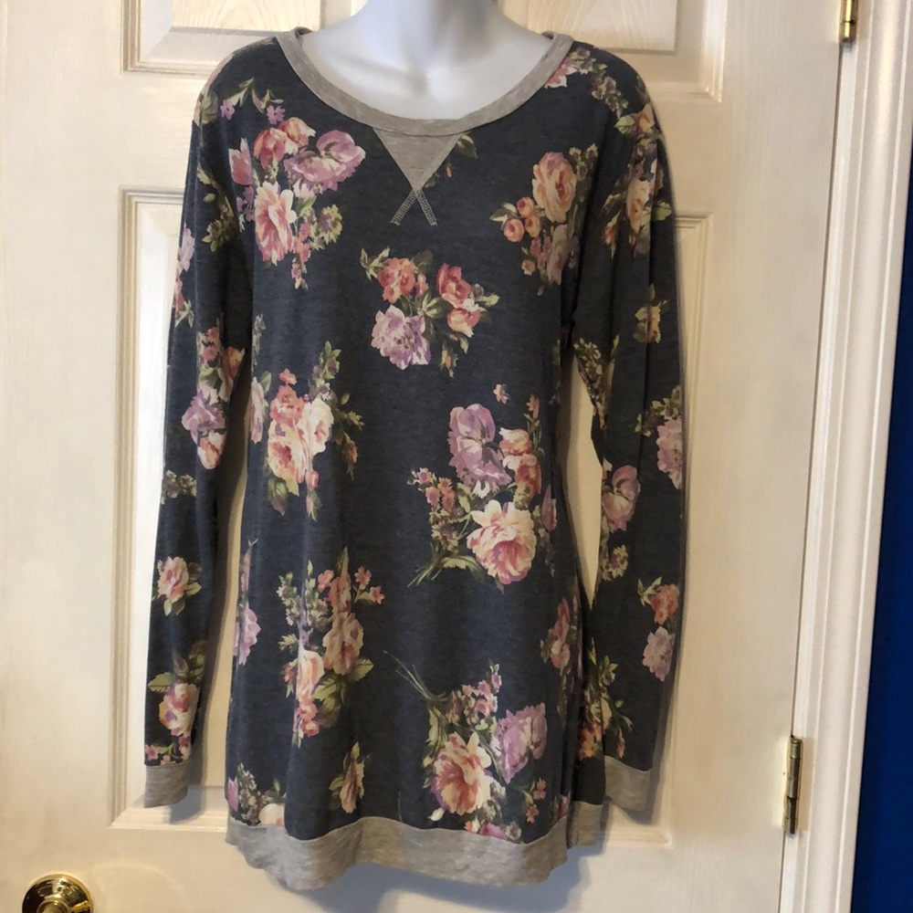 Floral tunic sweatshirt